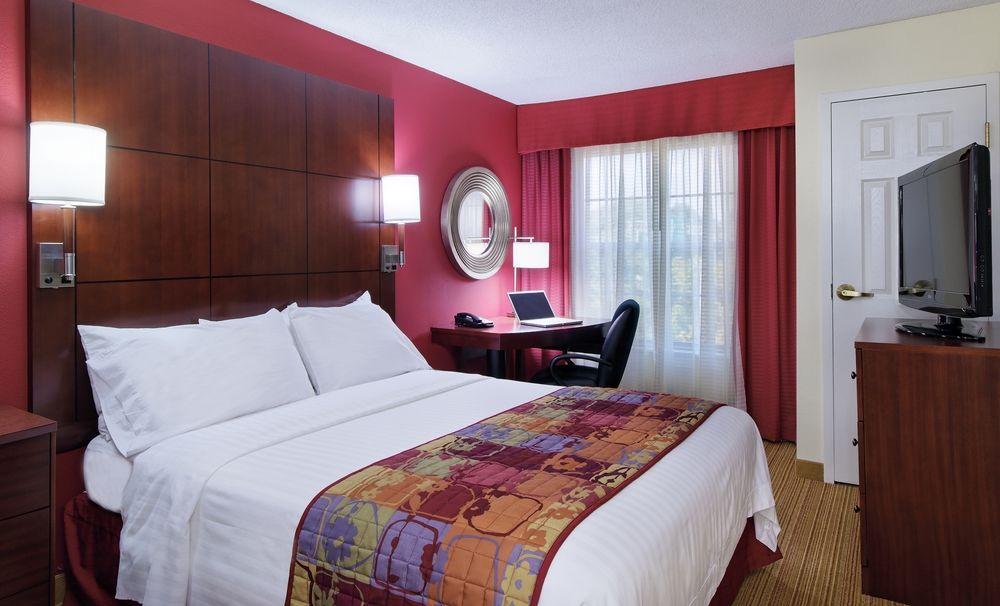 Residence Inn Knoxville Cedar Bluff Exterior foto