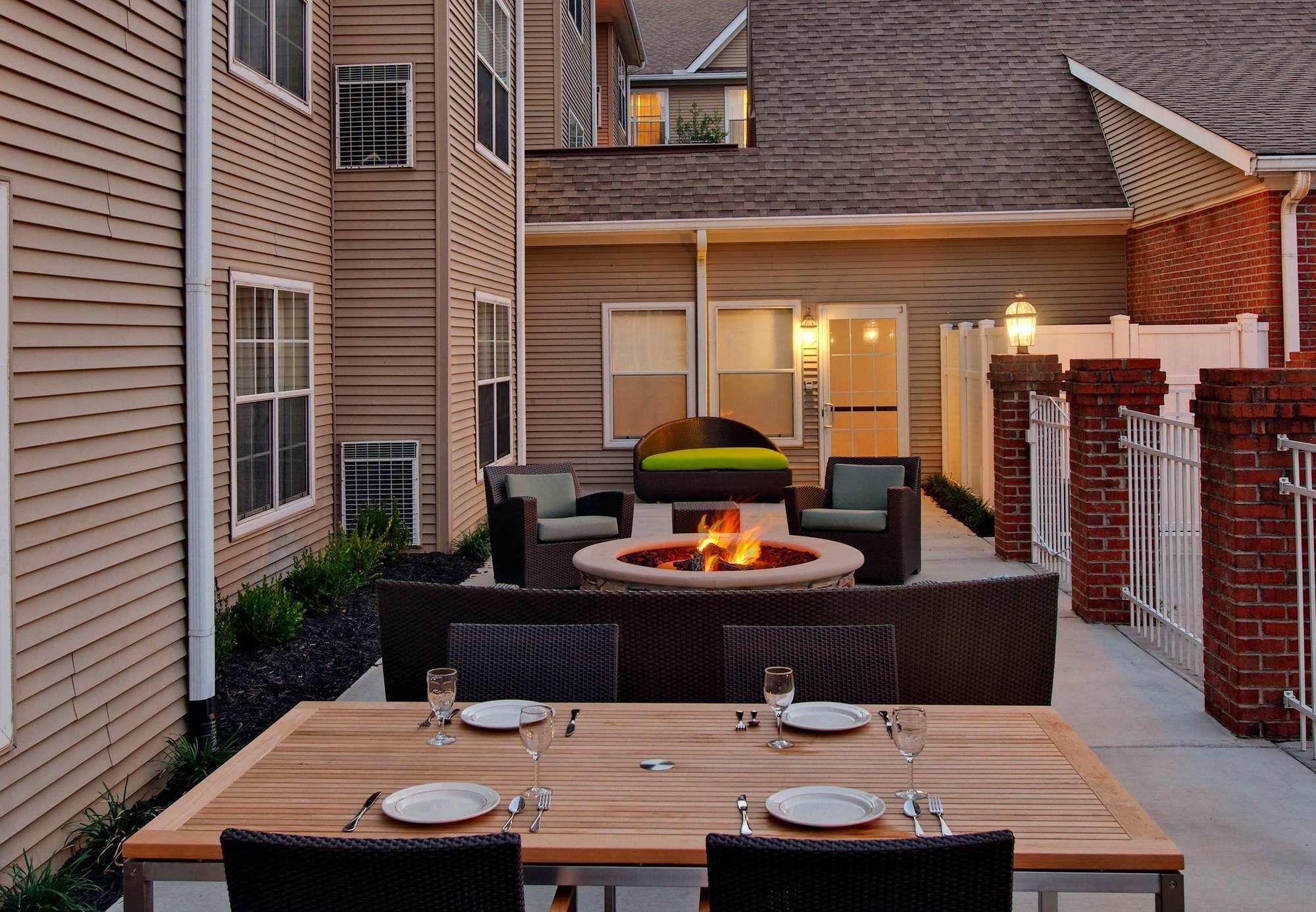 Residence Inn Knoxville Cedar Bluff Exterior foto